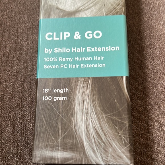 #4/613- NEW- Beyond the Beauty 100% human hair clip extensions - Picture 7 of 9